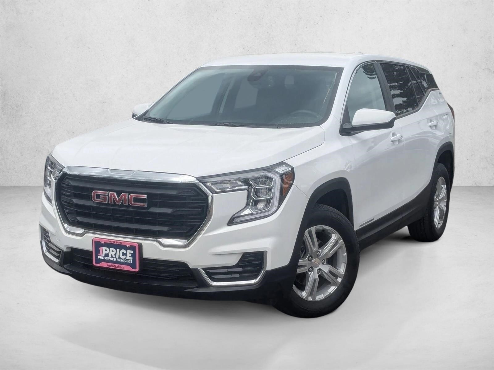 2024 GMC Terrain SLE's photo
