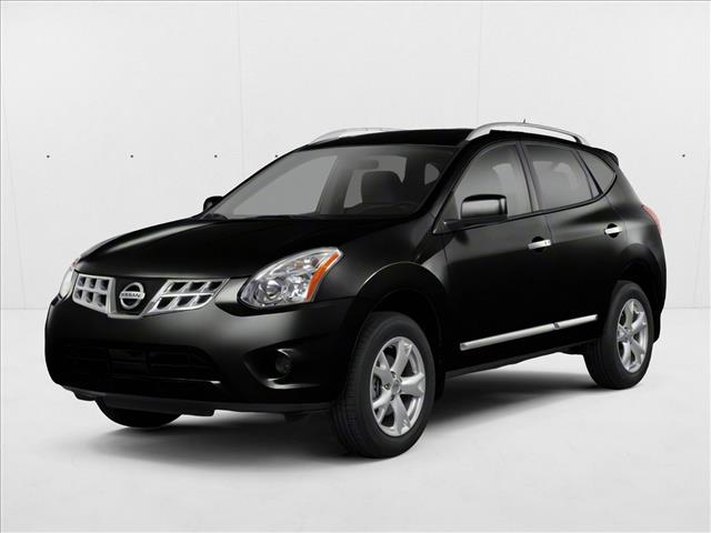 2013 Nissan Rogue S's photo
