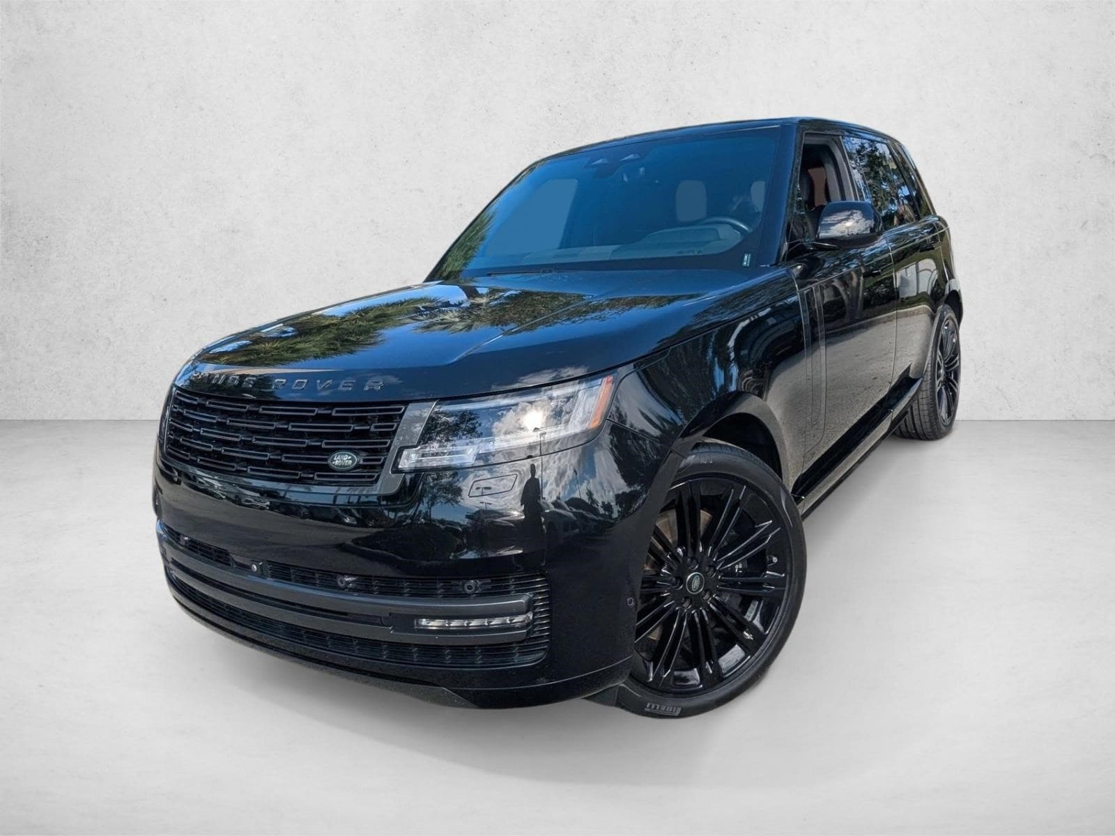 2024 Land Rover Range Rover SE's photo