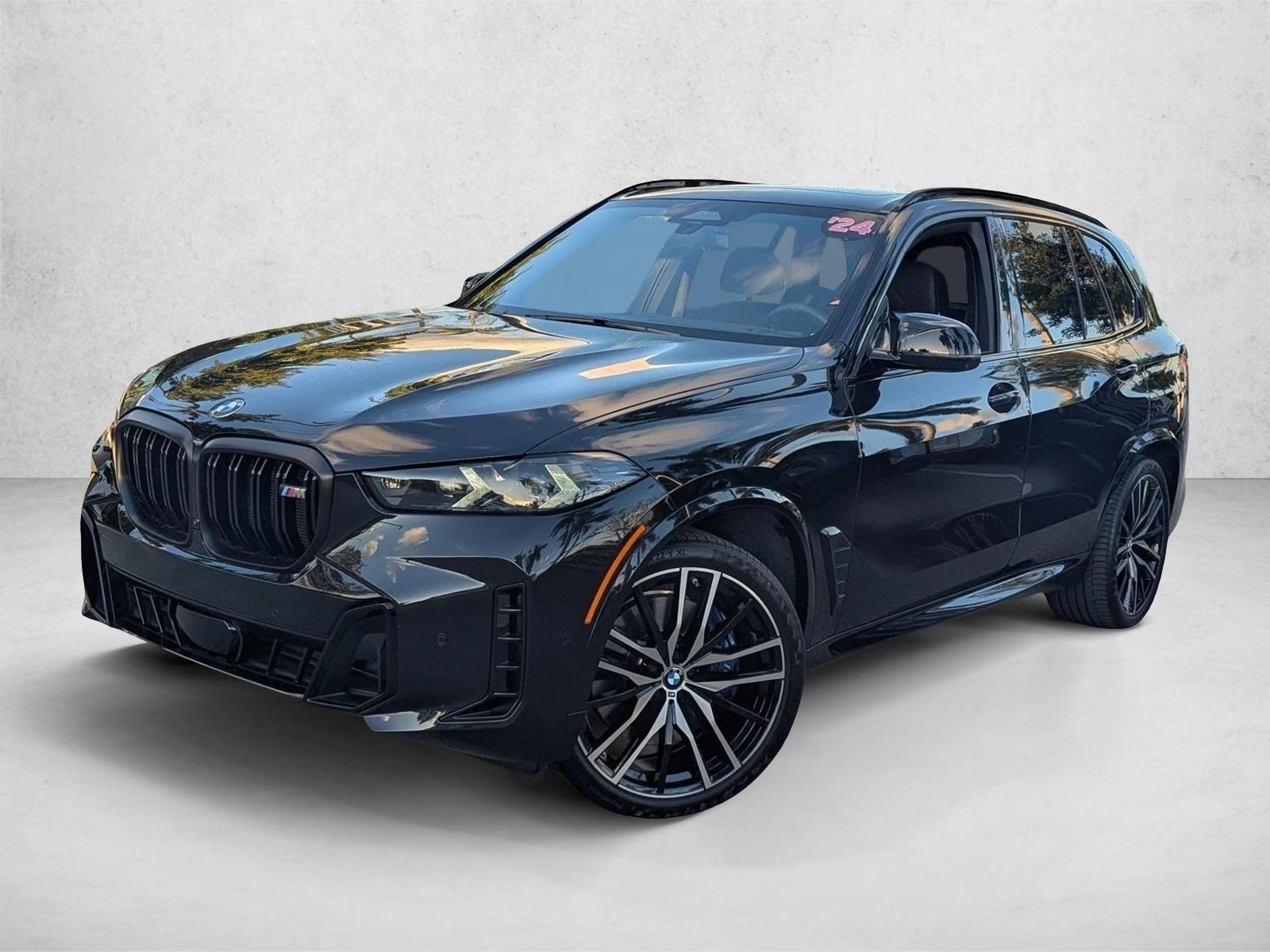2024 BMW X5 M60i's photo