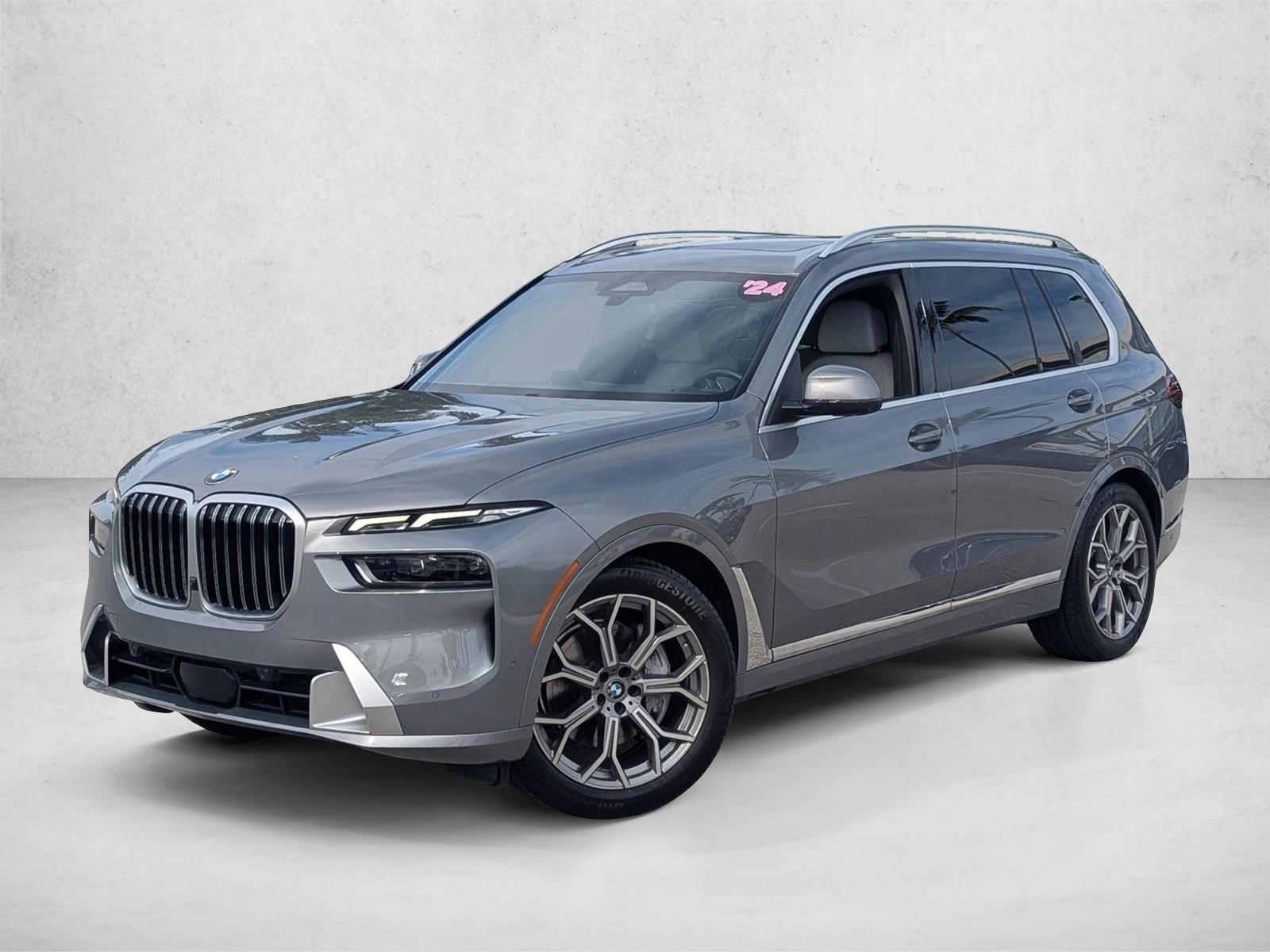 2024 BMW X7 40i's photo