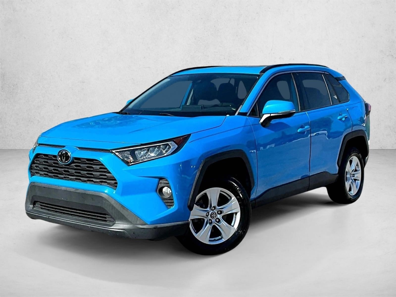 2019 Toyota RAV4 XLE's photo