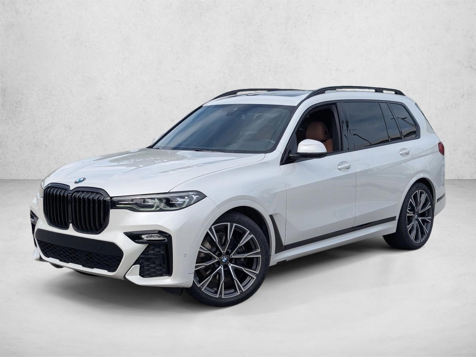 2022 BMW X7 40i's photo