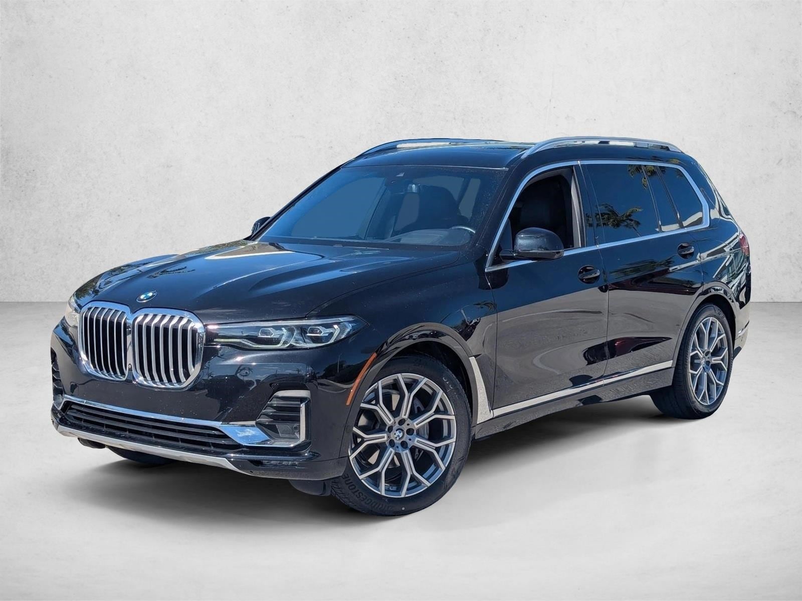 2021 BMW X7 40i's photo