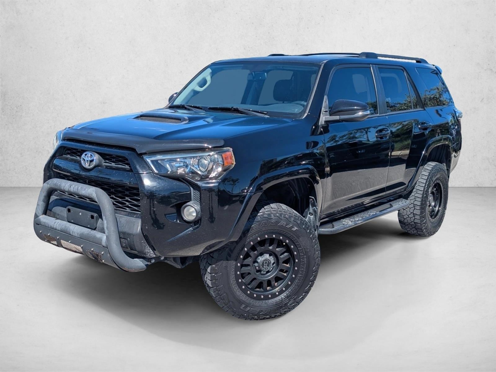 2016 Toyota 4Runner Trail Premium's photo