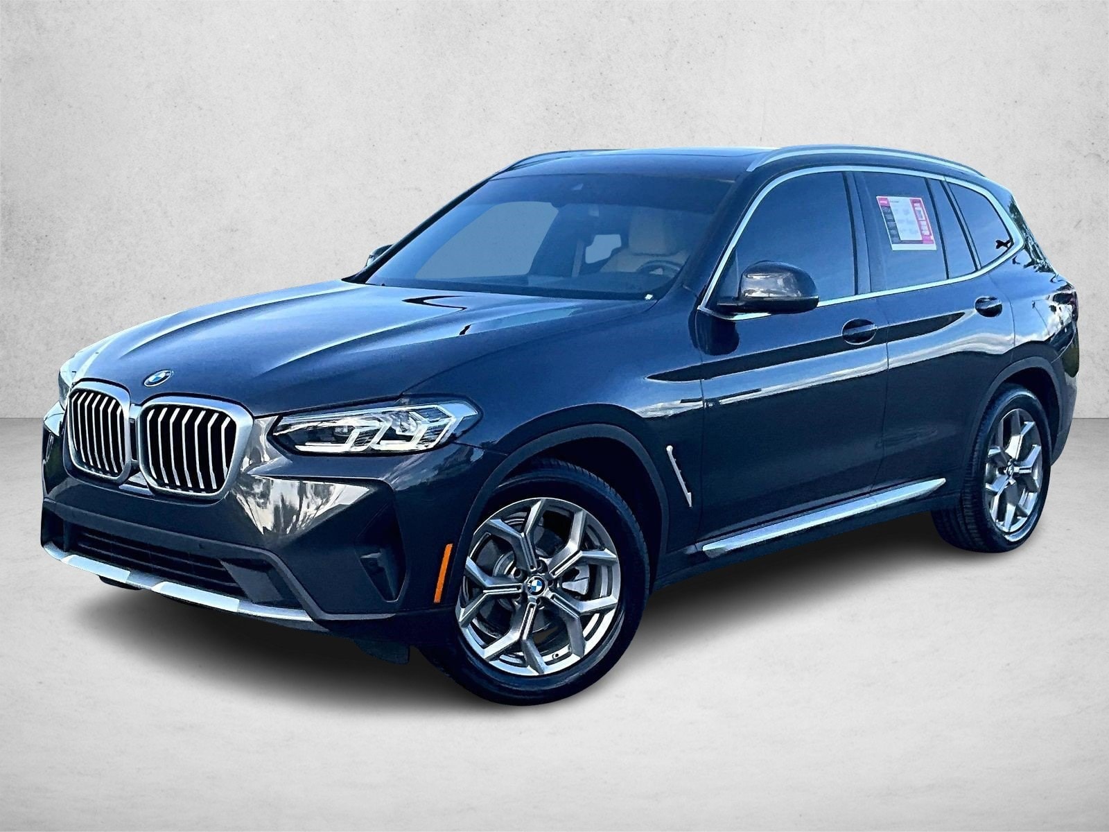 2022 BMW X3 30i's photo