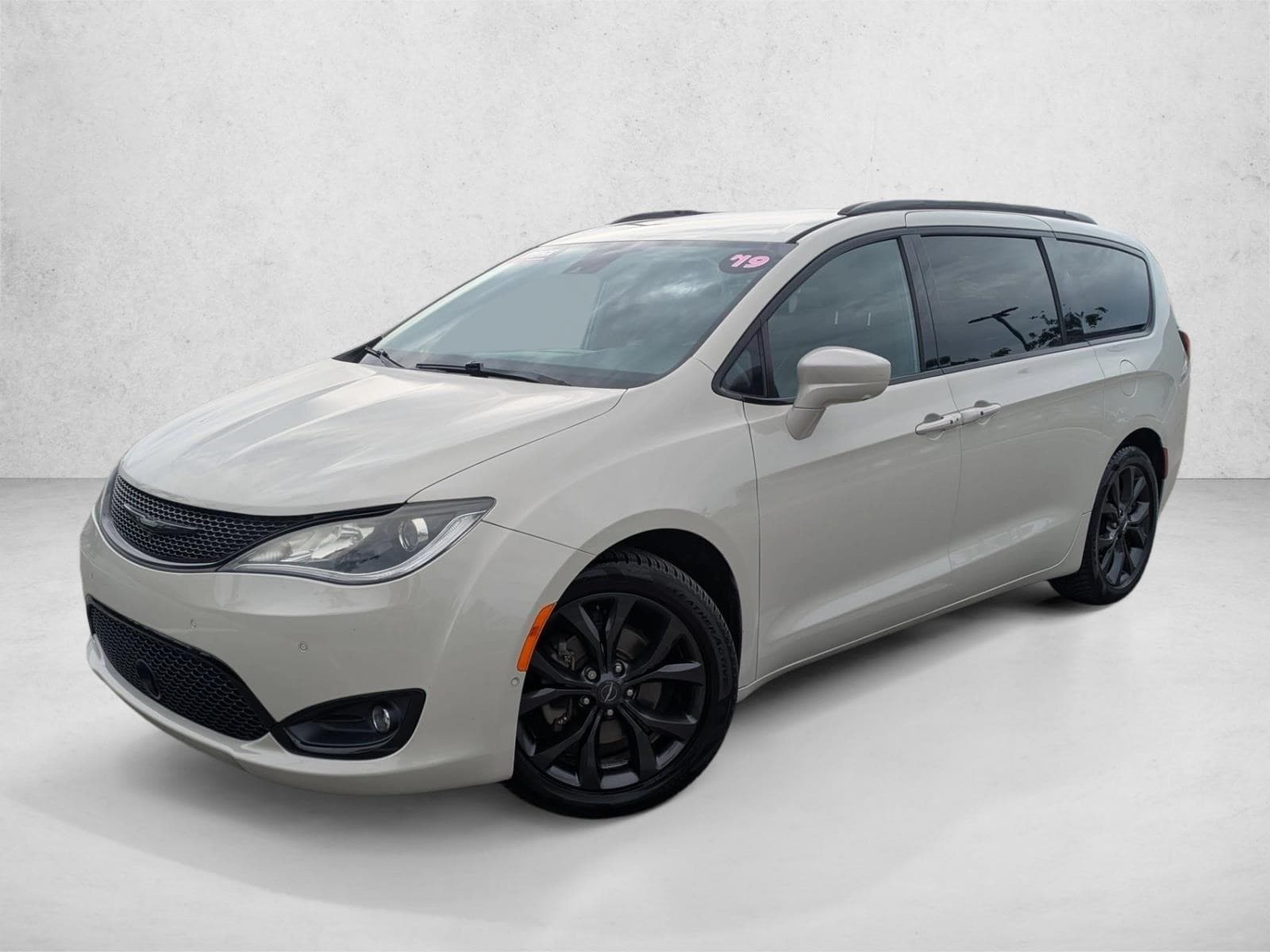2019 Chrysler Pacifica Touring L Plus