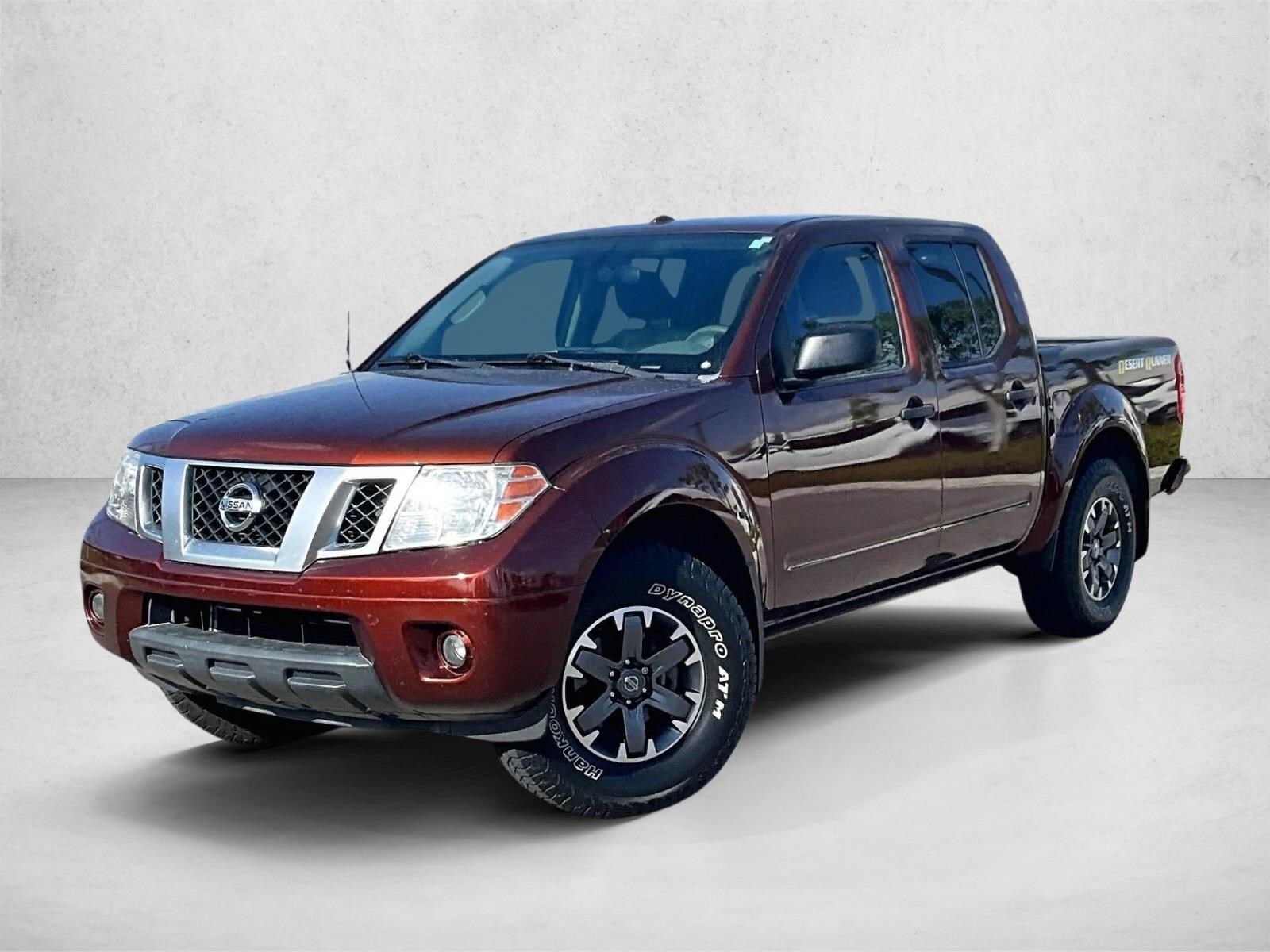 2017 Nissan Frontier Desert Runner's photo