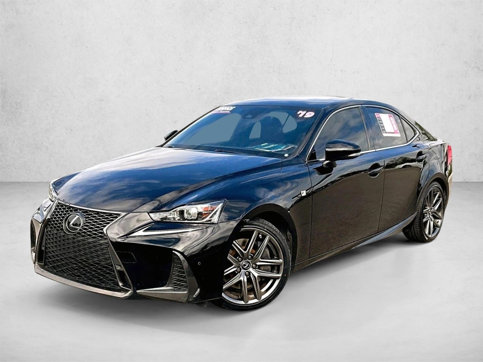 2019 Lexus IS 300 F SPORT's photo