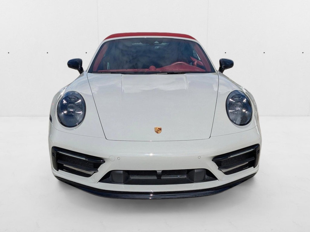 2023 Porsche 911 4 GTS photo 3