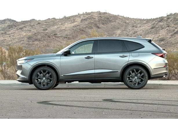 Exterior view of the 2022 Acura MDX