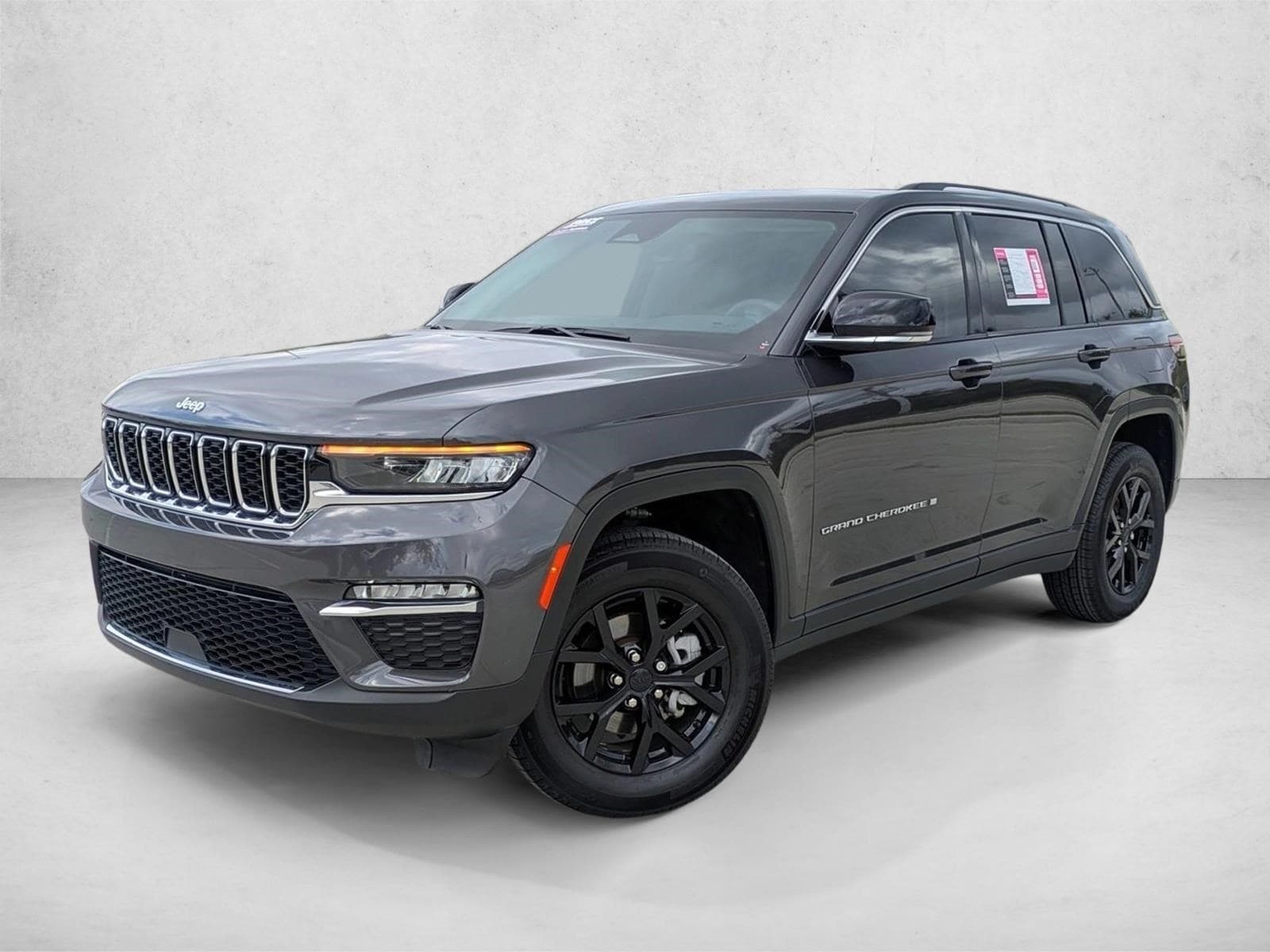 2023 Jeep Grand Cherokee Limited's photo