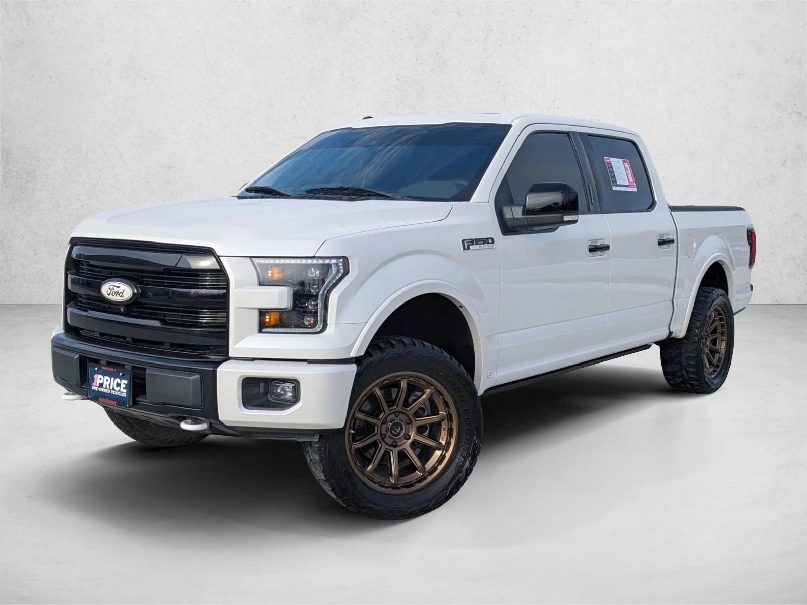 2016 Ford F-150 Platinum's photo