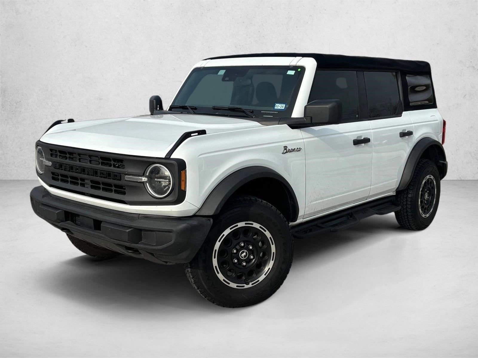 2022 Ford Bronco Base's photo