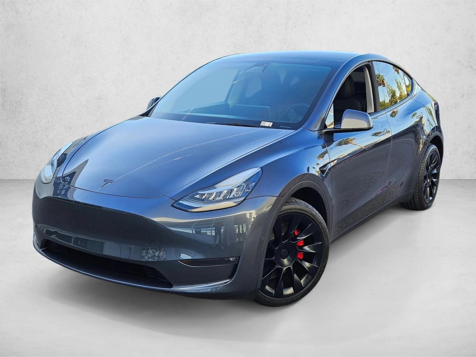 2022 Tesla Model Y Long Range's photo