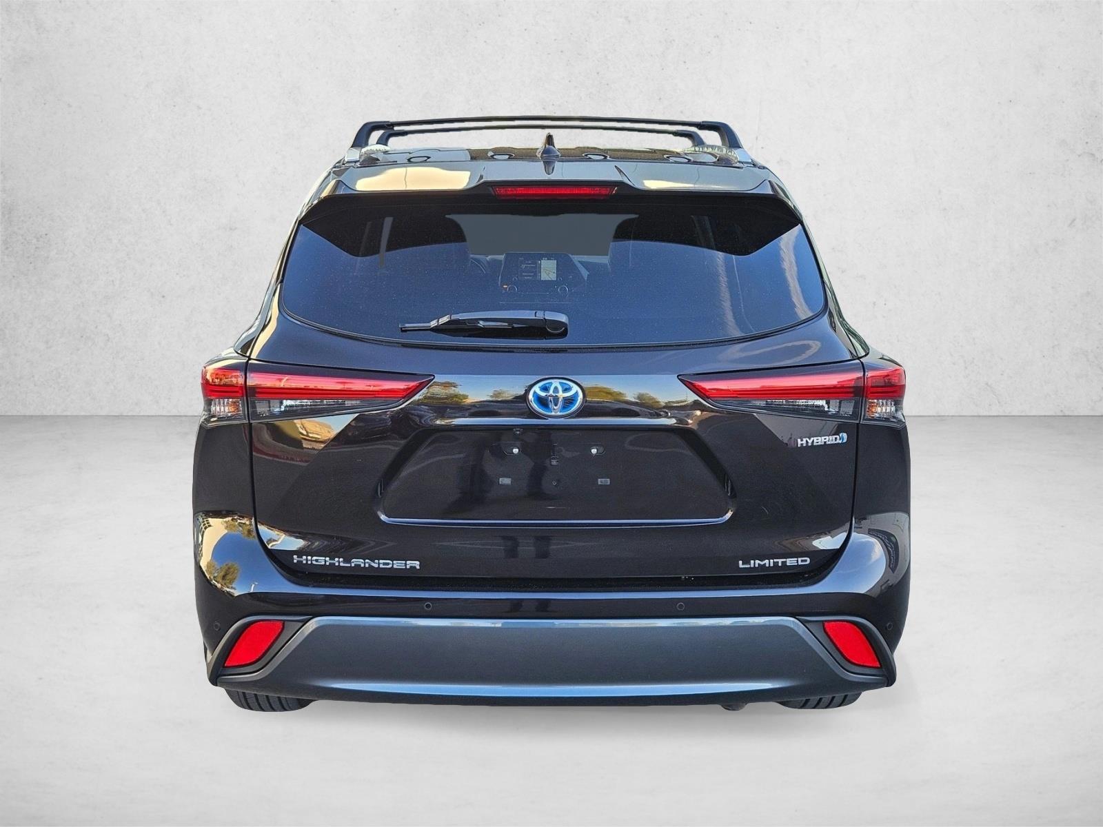 Image of 2021 Toyota Highlander Hybrid Limited SUV