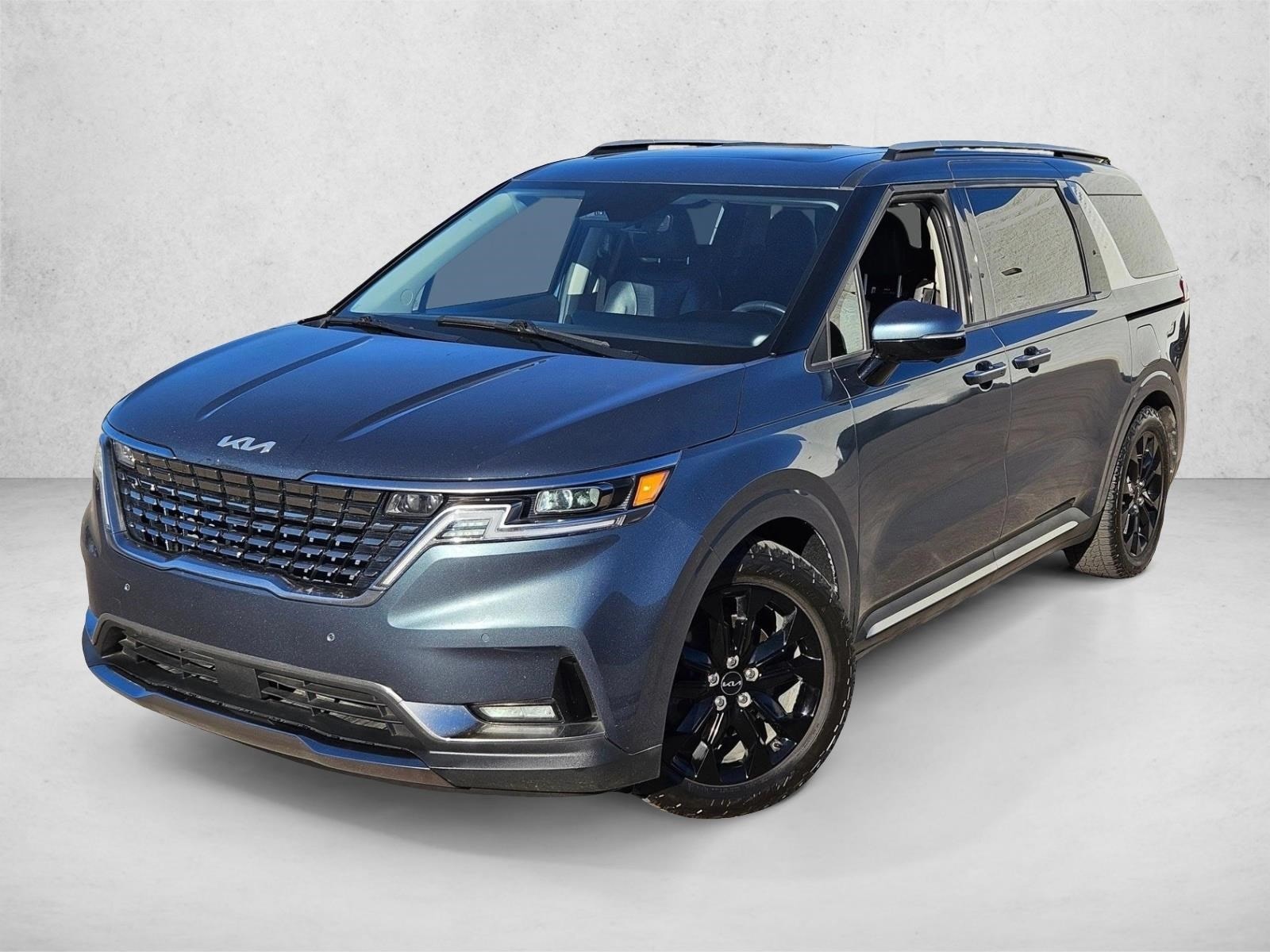 2023 Kia Carnival SX Prestige's photo