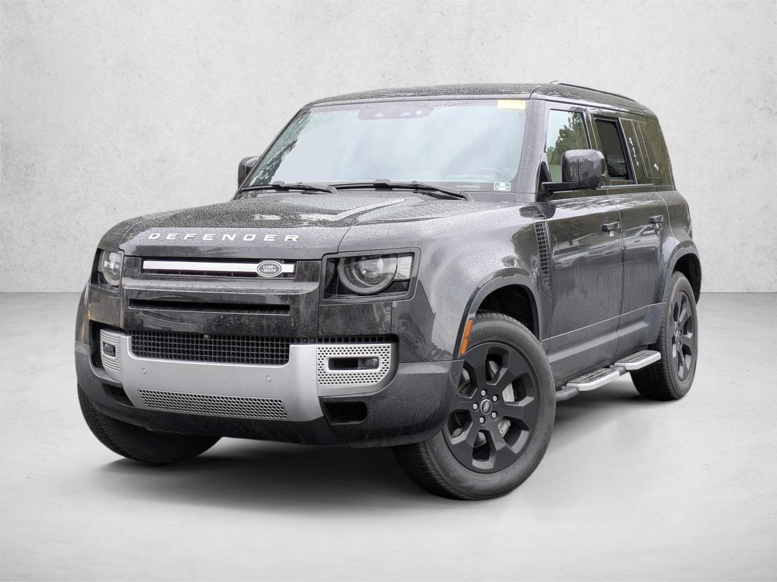 2023 Land Rover Defender SE