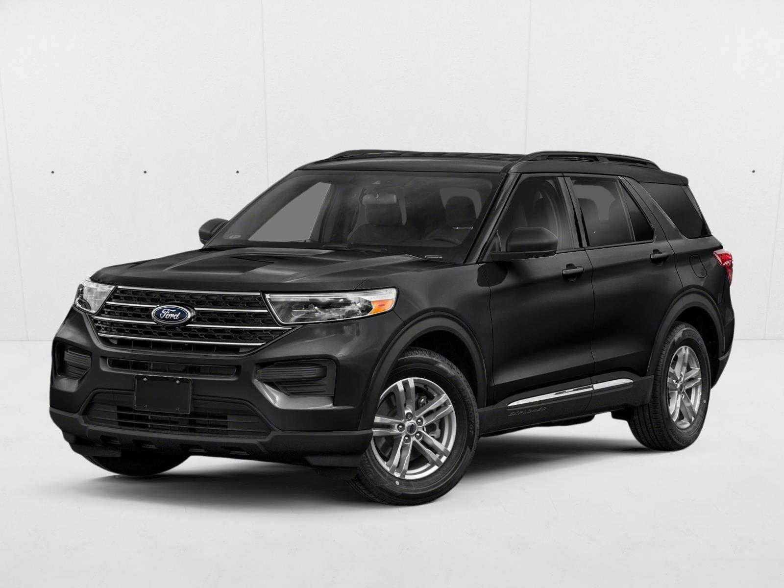 2023 Ford Explorer XLT's photo
