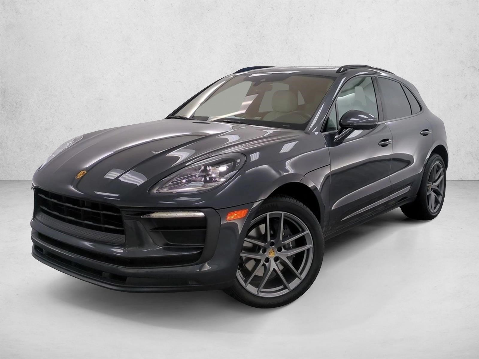 2022 Porsche Macan Base