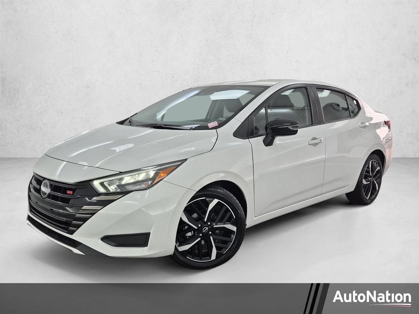 Used 2025 Nissan Versa 1.6 SR Sedan