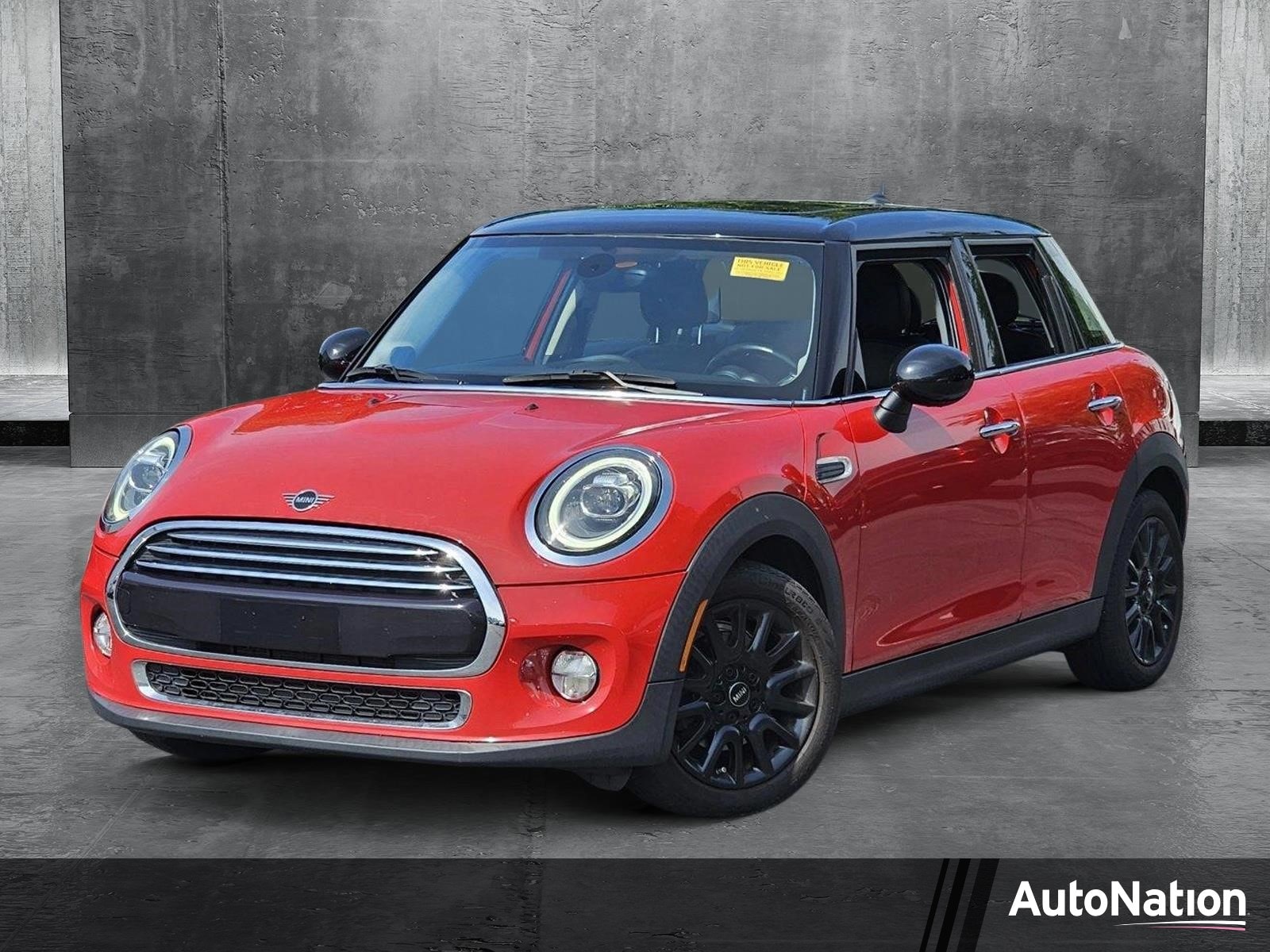 2019 MINI Hardtop 4 Door Base's photo