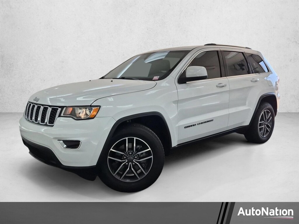 Used 2019 Jeep Grand Cherokee Laredo SUV