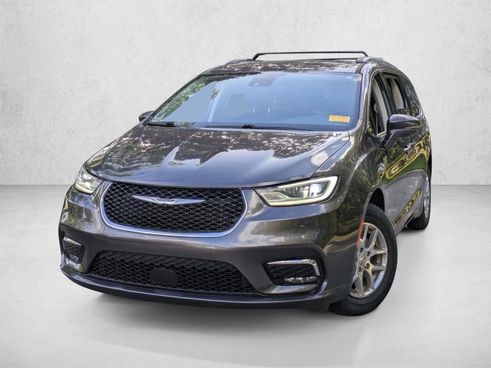2022 Chrysler Pacifica Touring L's photo