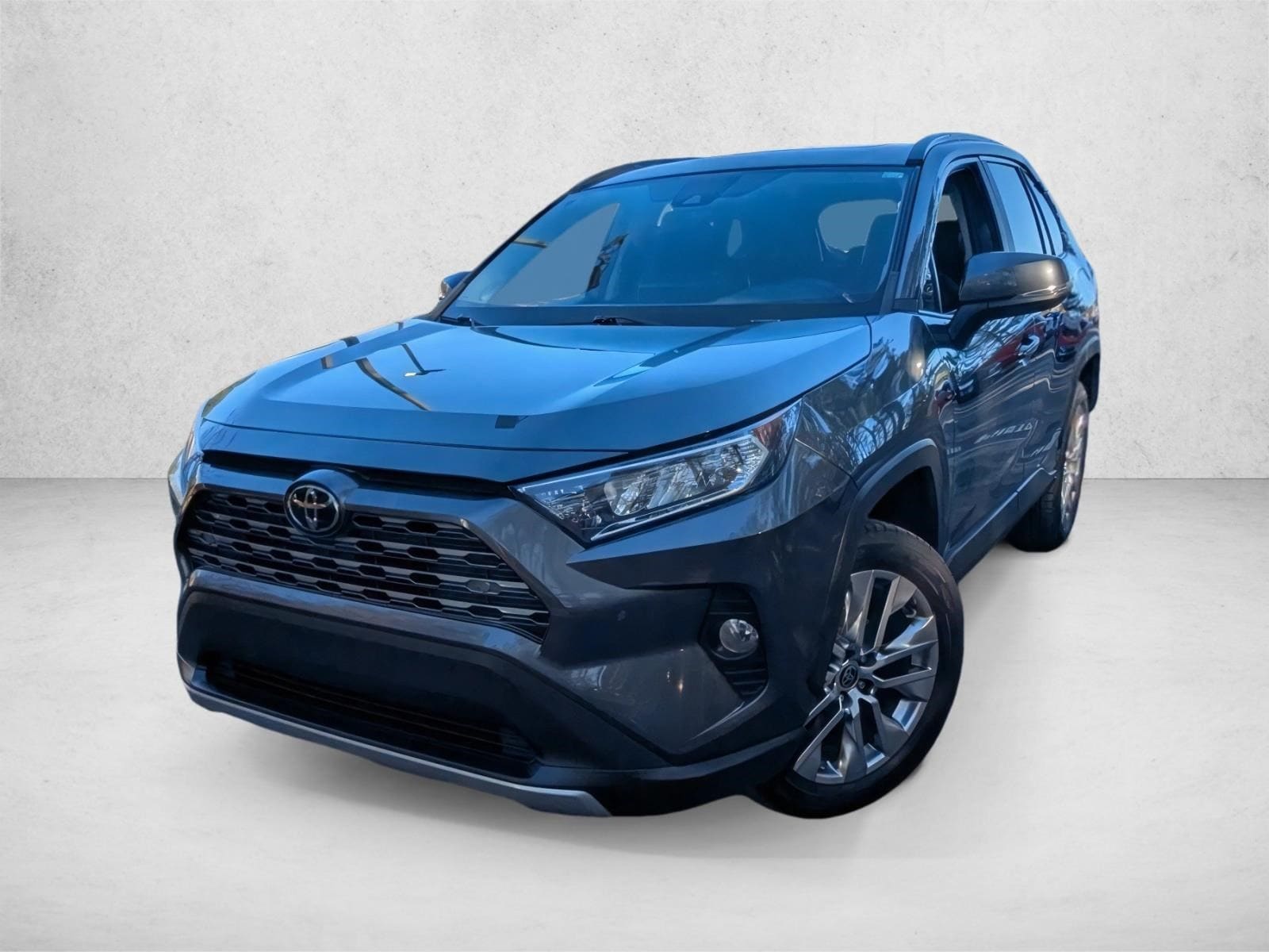 2021 Toyota RAV4 Limited's photo