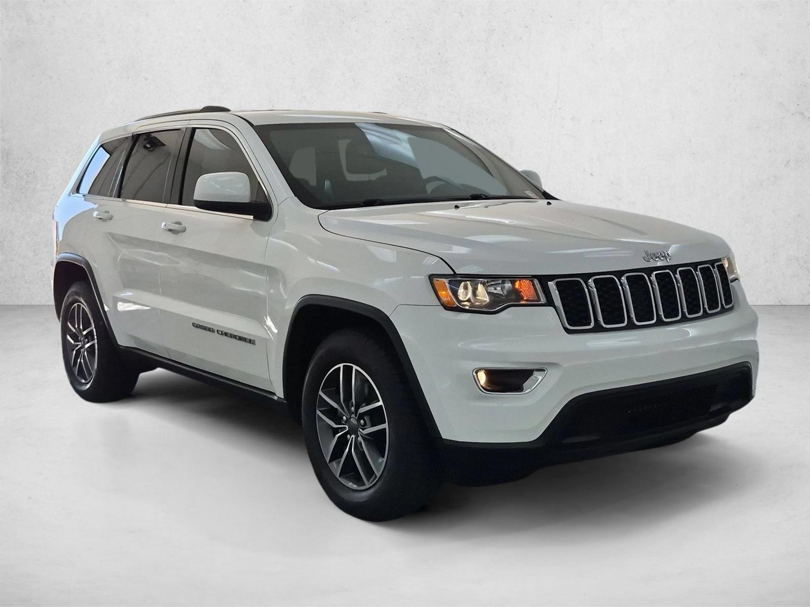 Used 2019 Jeep Grand Cherokee Laredo SUV