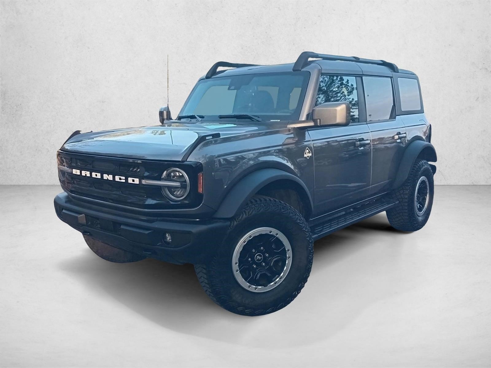 2023 Ford Bronco Outer Banks's photo