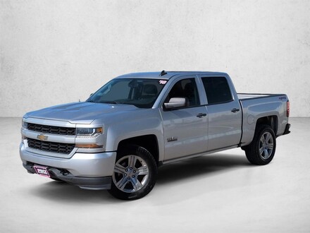 2018 Chevrolet Silverado 1500 Custom Crew Cab Pickup