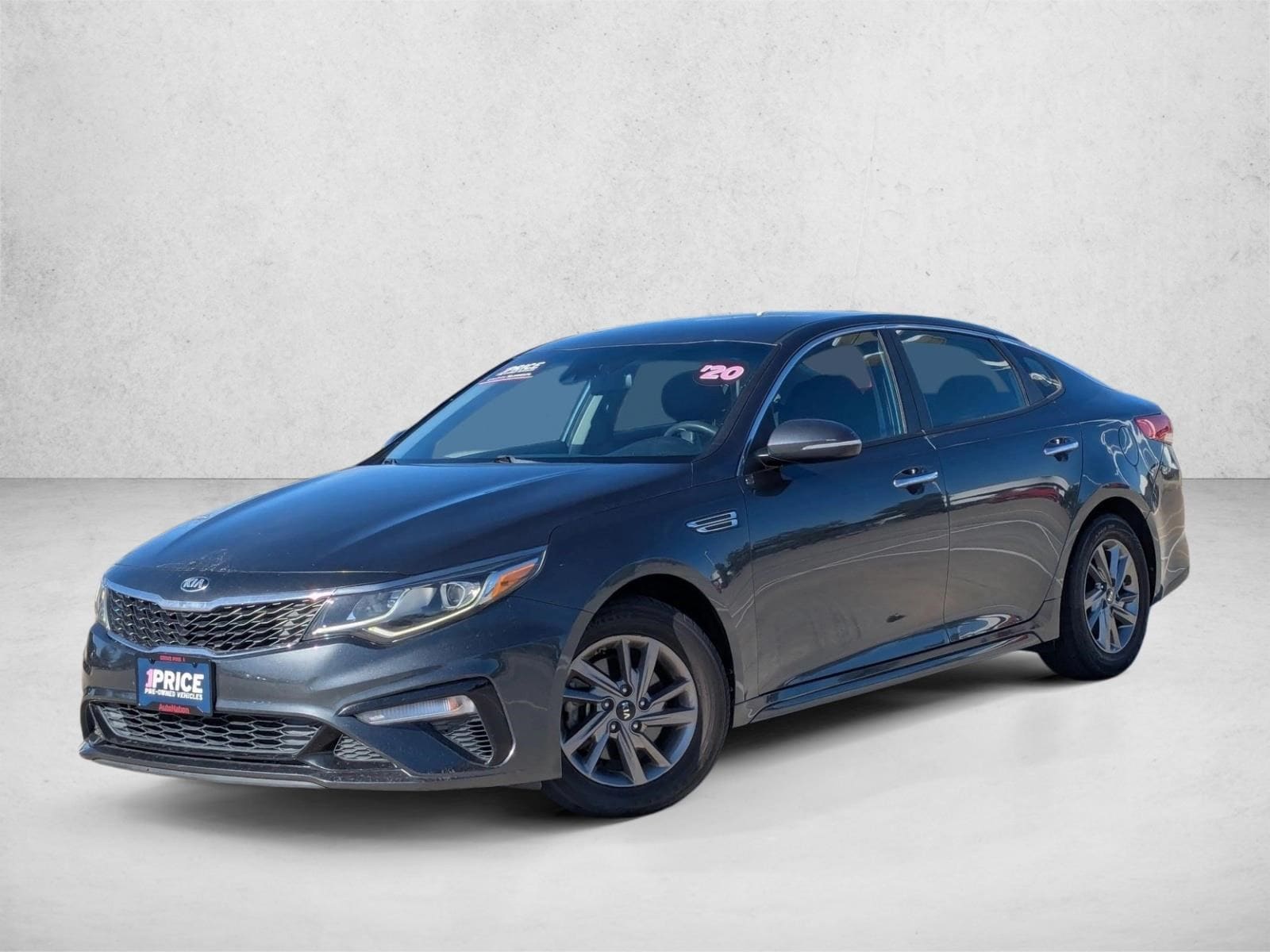 2020 Kia Optima LX's photo