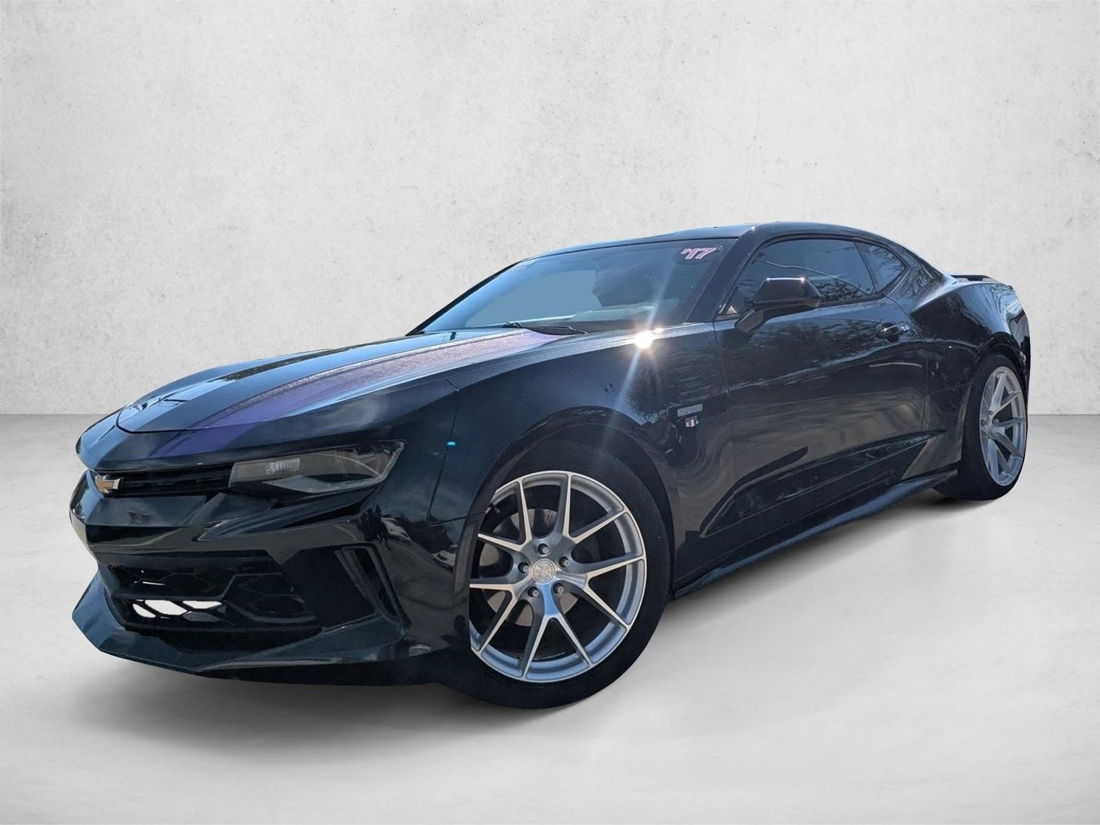 2017 Chevrolet Camaro 2LT's photo