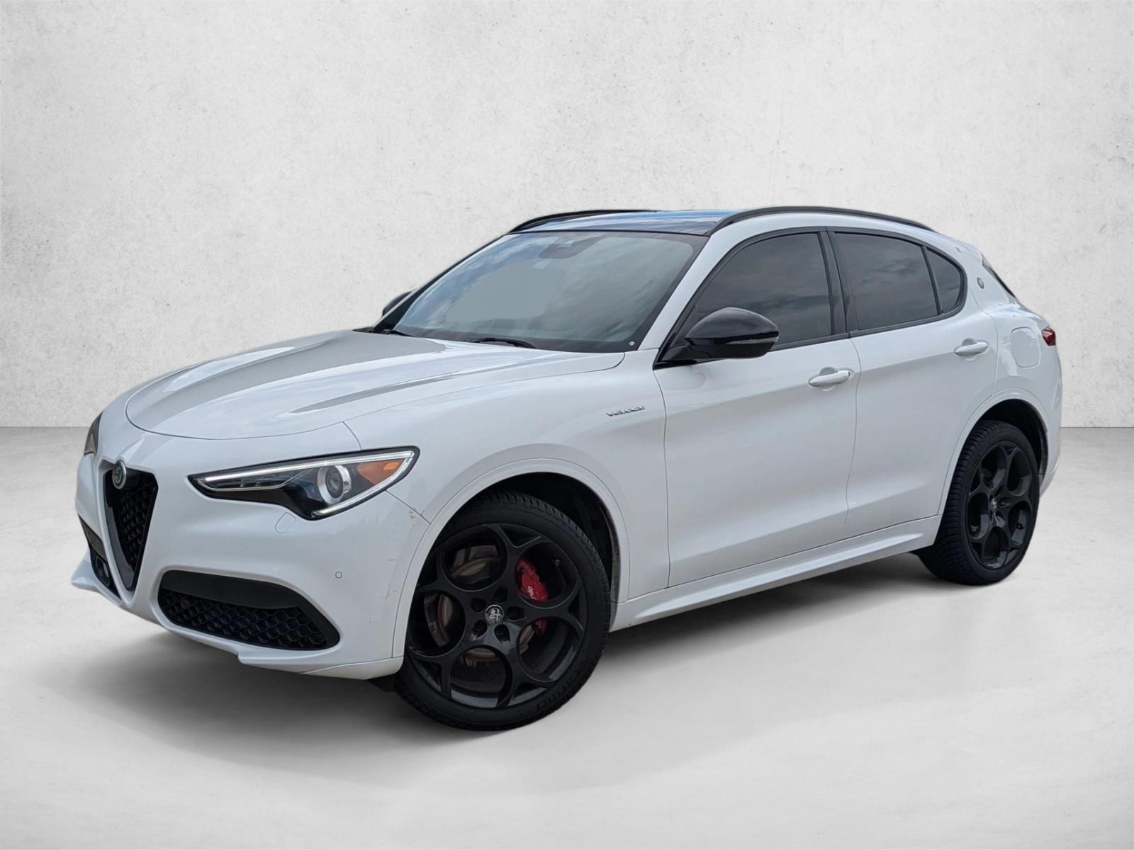 2022 Alfa Romeo Stelvio Ti Veloce's photo