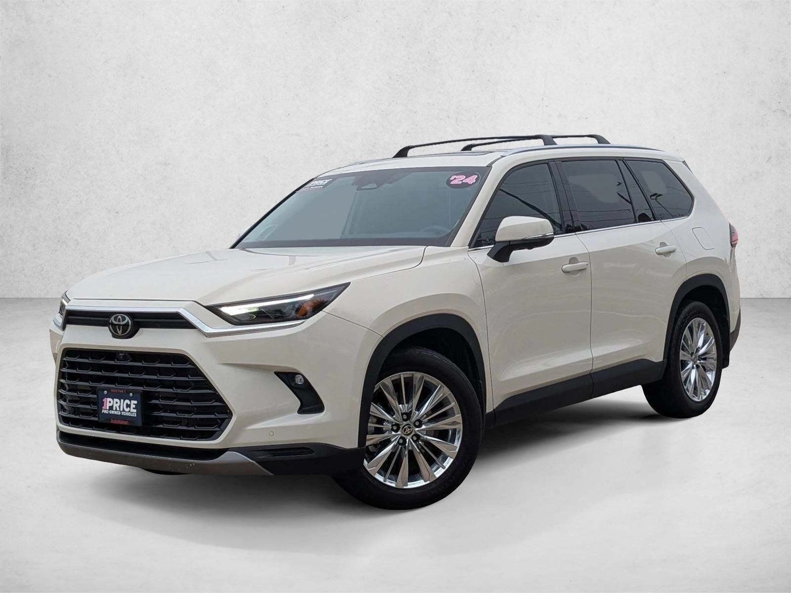 2024 Toyota Grand Highlander Platinum's photo