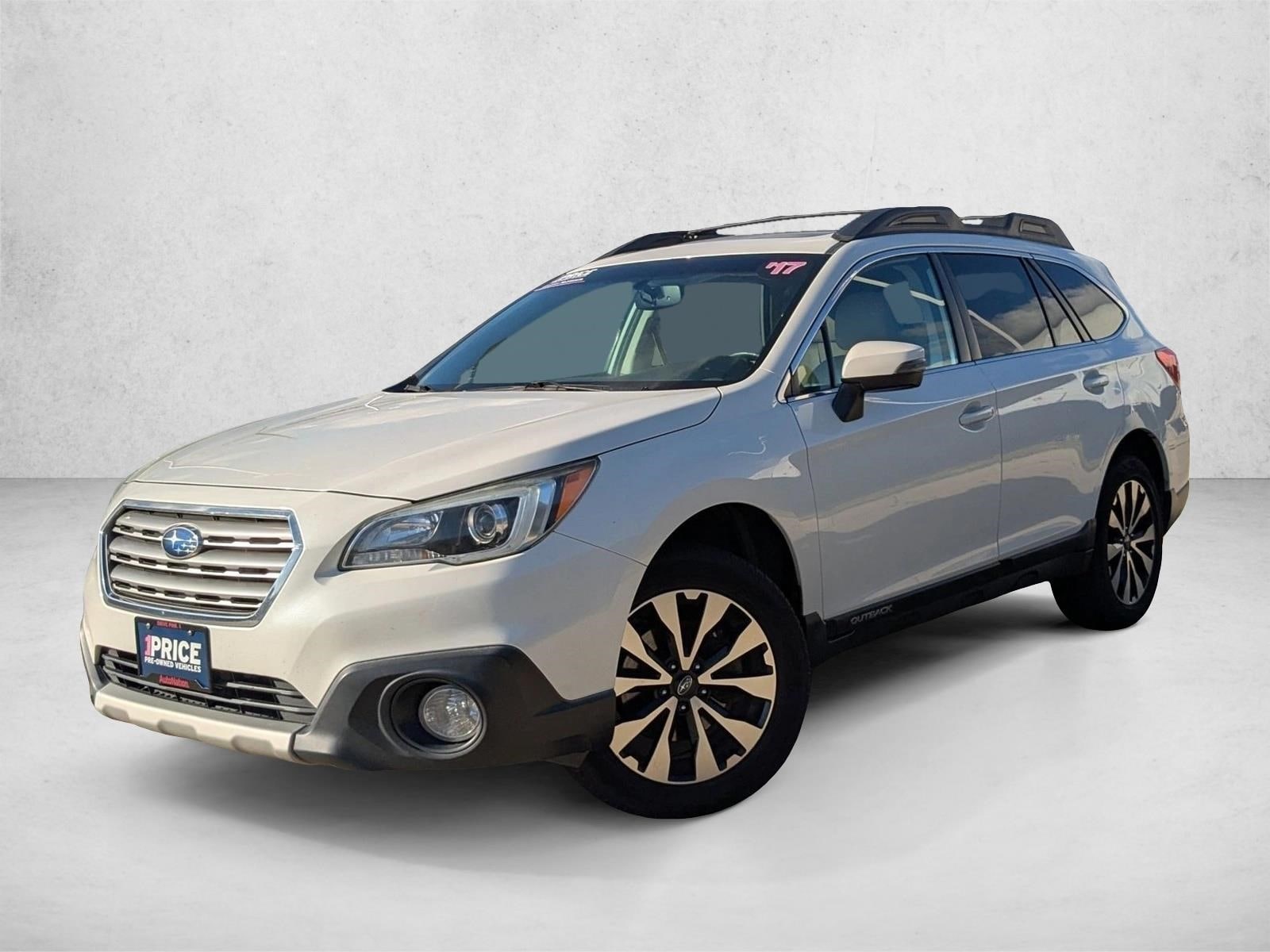 2017 Subaru Outback Limited's photo