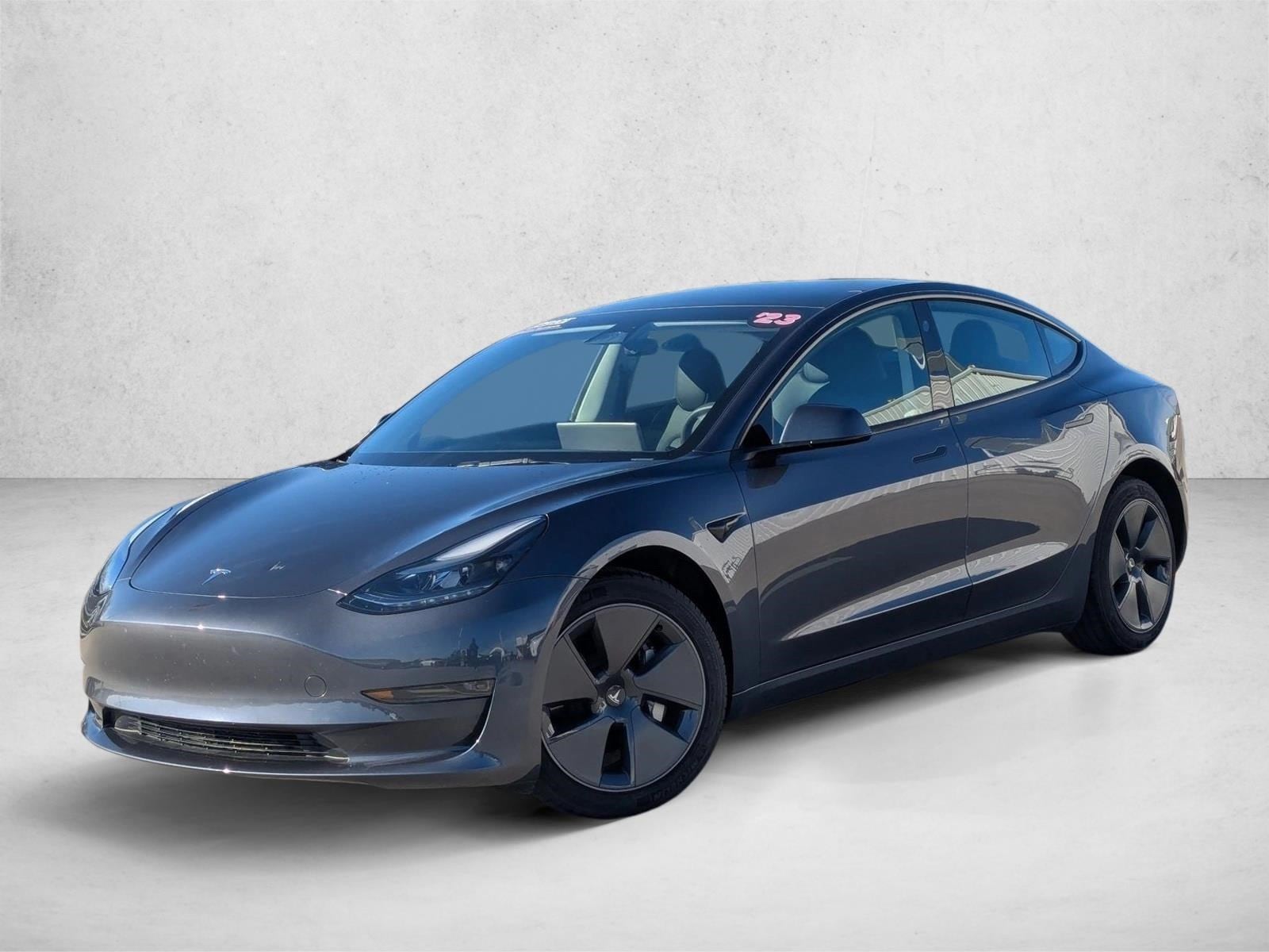 2023 Tesla Model 3 Base's photo