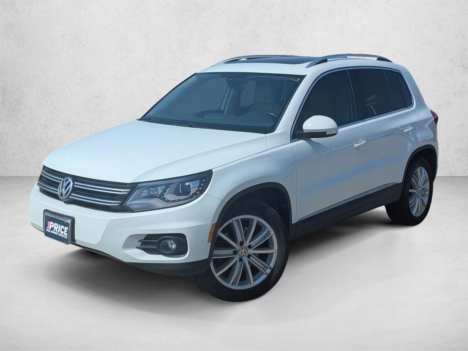 2016 Volkswagen Tiguan SE's photo