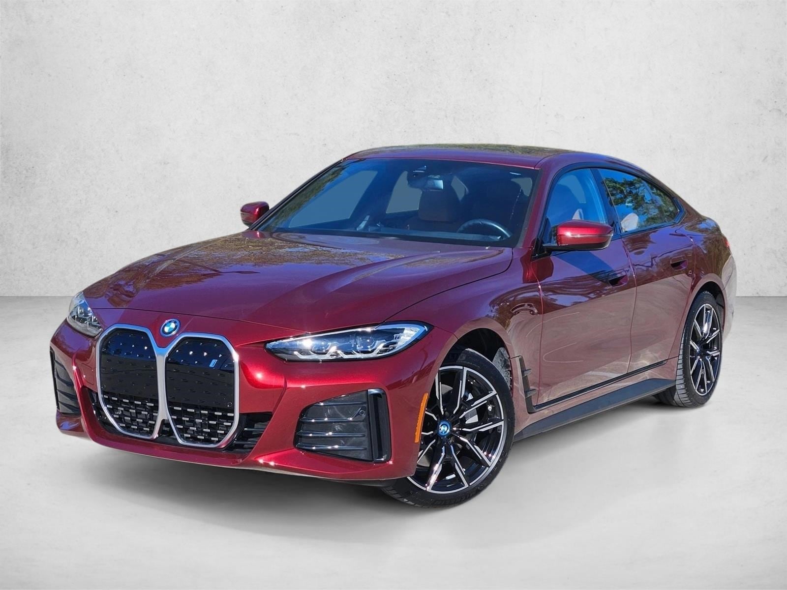 2023 BMW i4 40's photo