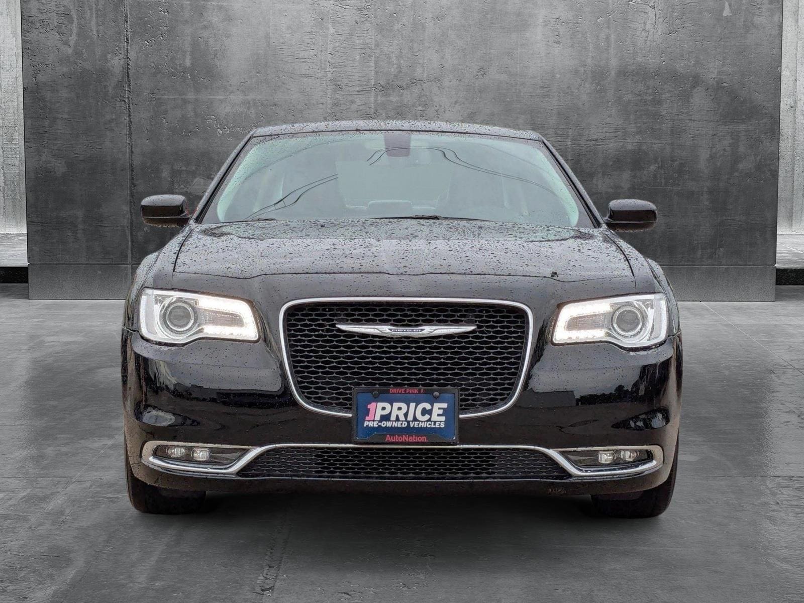 Used 2018 Chrysler 300 Touring with VIN 2C3CCAAG7JH117498 for sale in Spring, TX