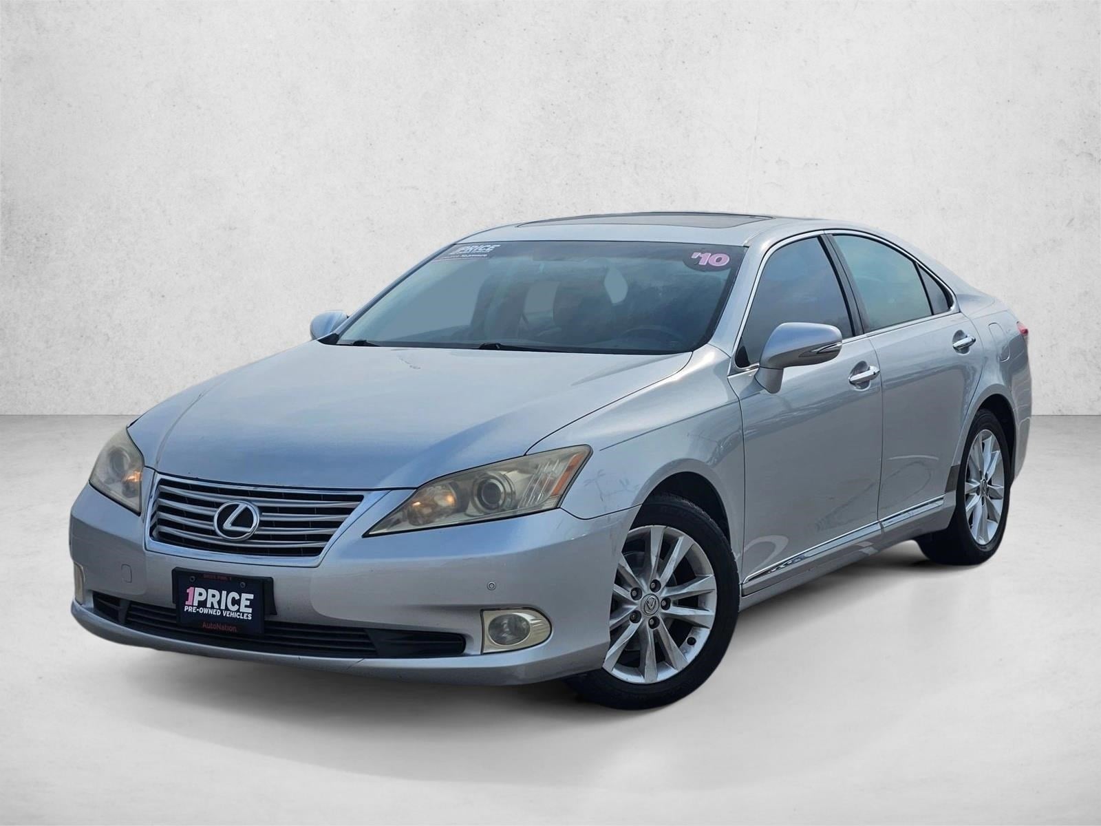 2010 Lexus ES 350's photo