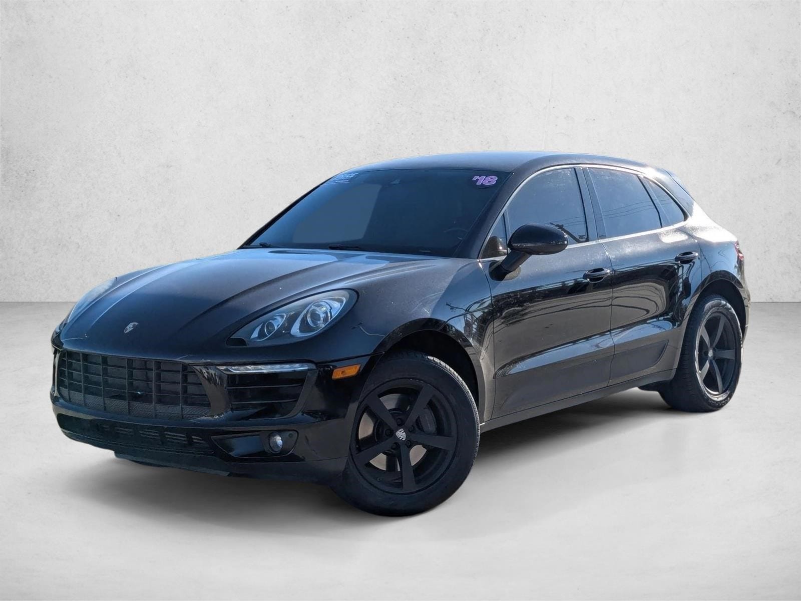 2018 Porsche Macan Base's photo