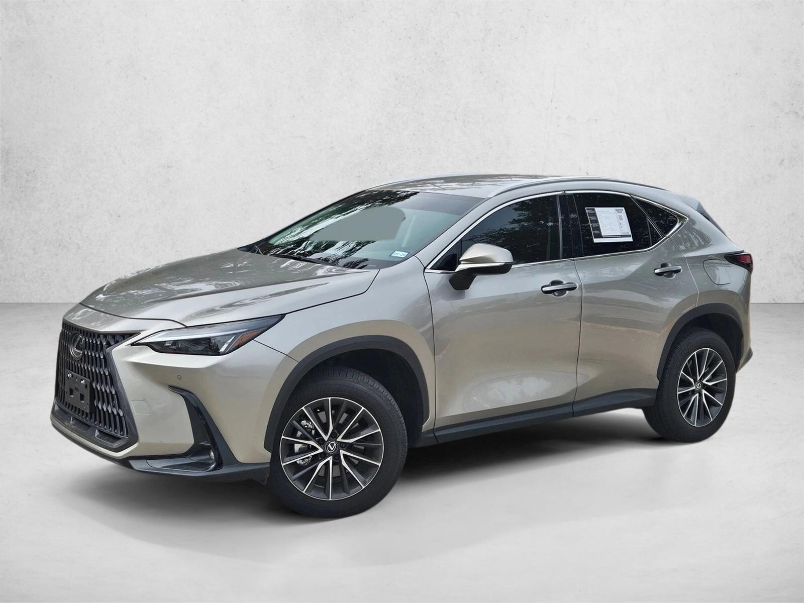 2025 Lexus NX 250's photo