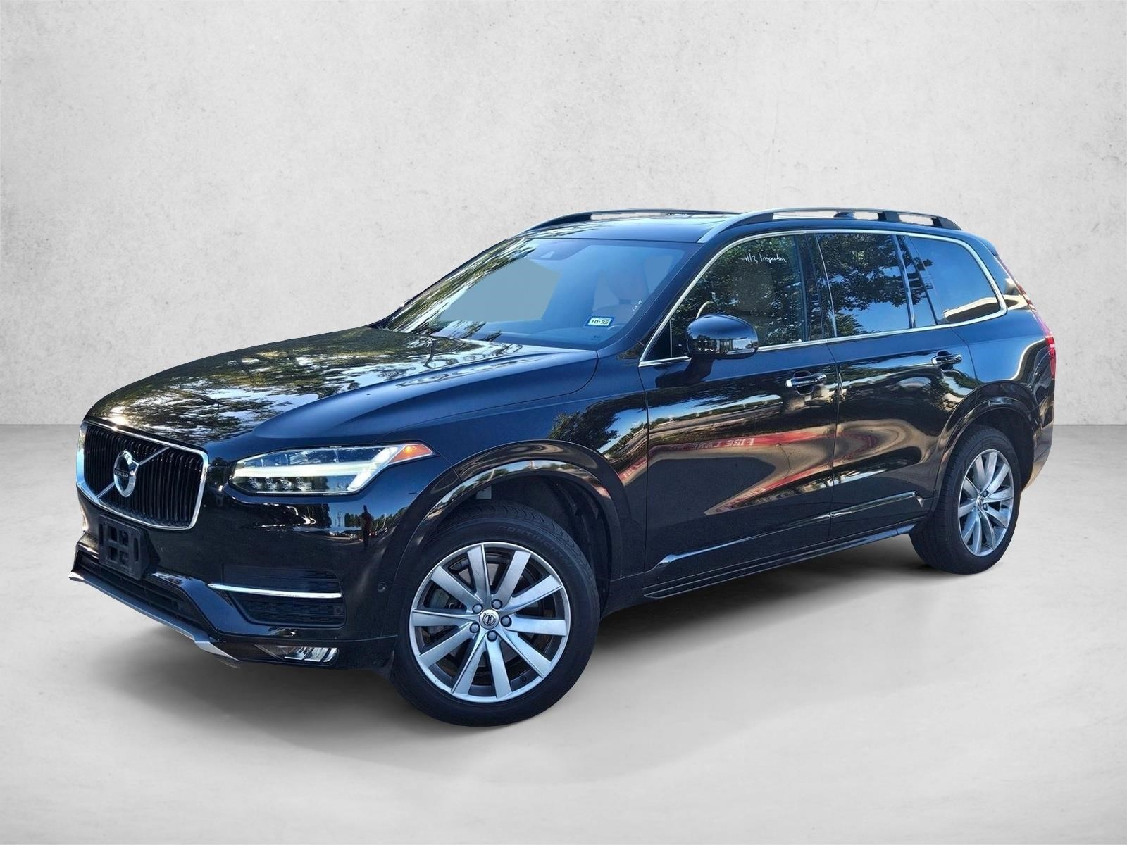 2017 Volvo XC90 Momentum