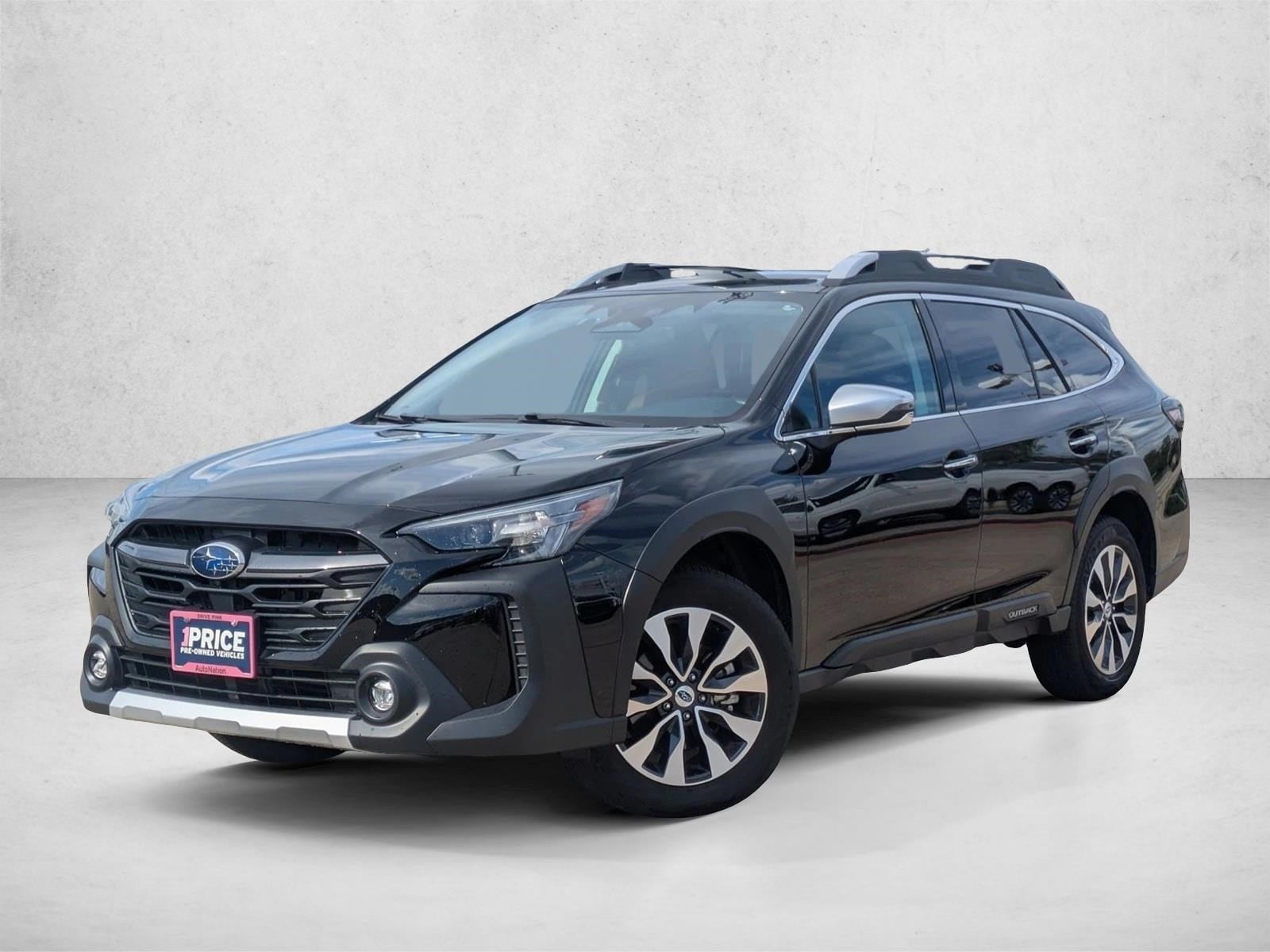 2023 Subaru Outback Touring's photo