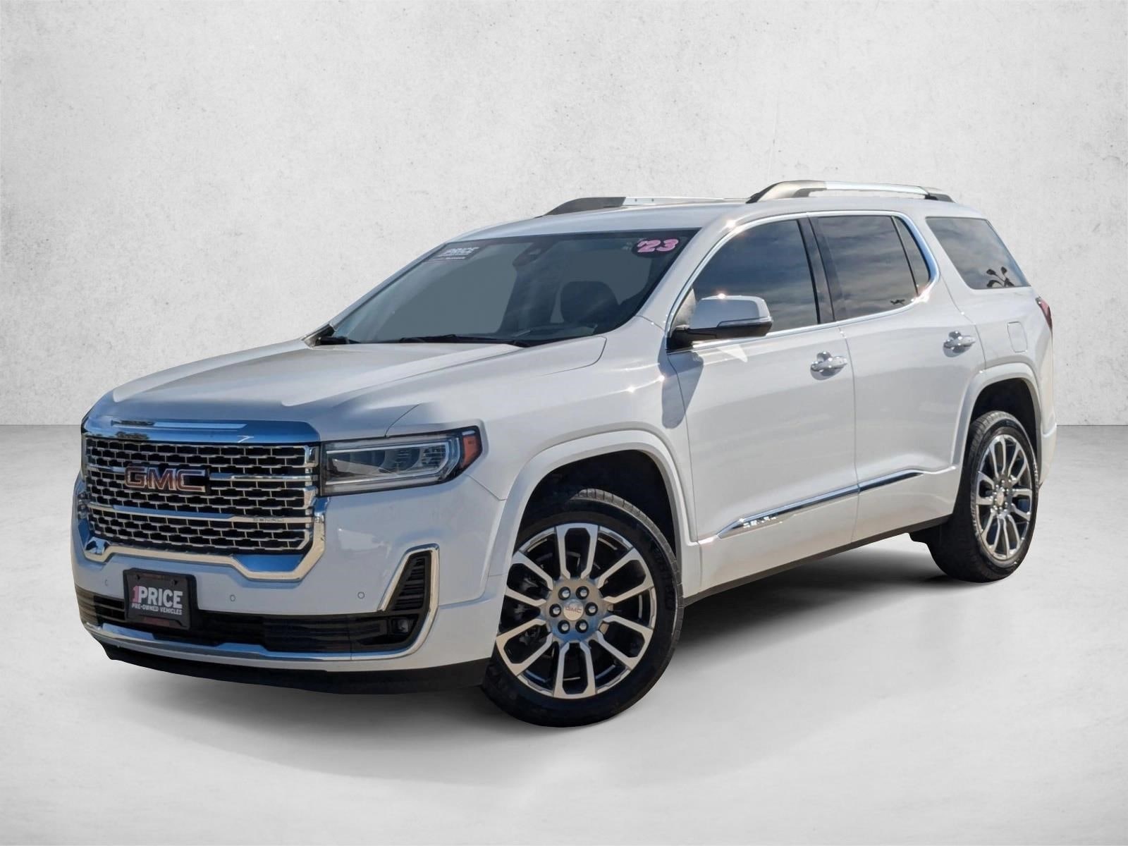 2023 GMC Acadia Denali's photo