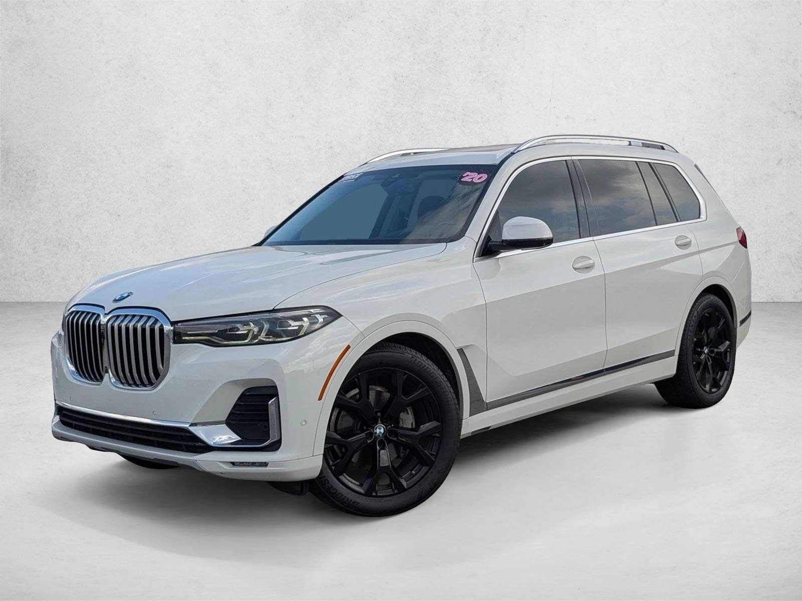 2020 BMW X7 40i's photo