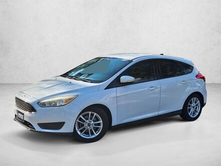 2015 Ford Focus SE 4dr Car