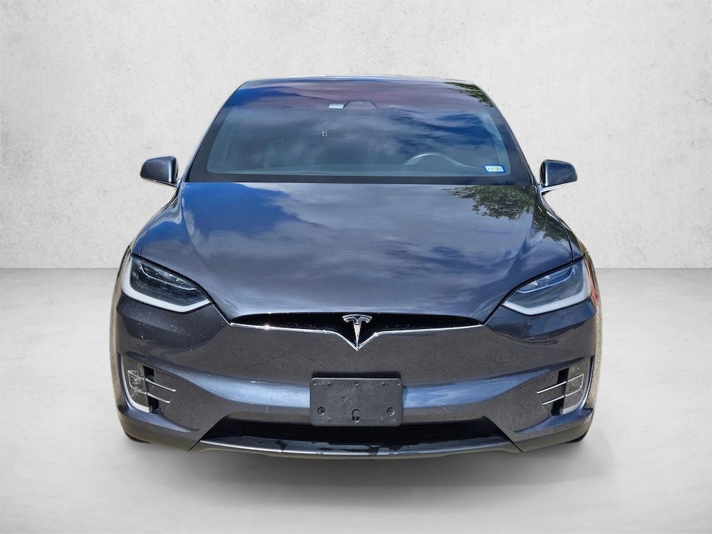 2017 Tesla Model X 75D photo 3